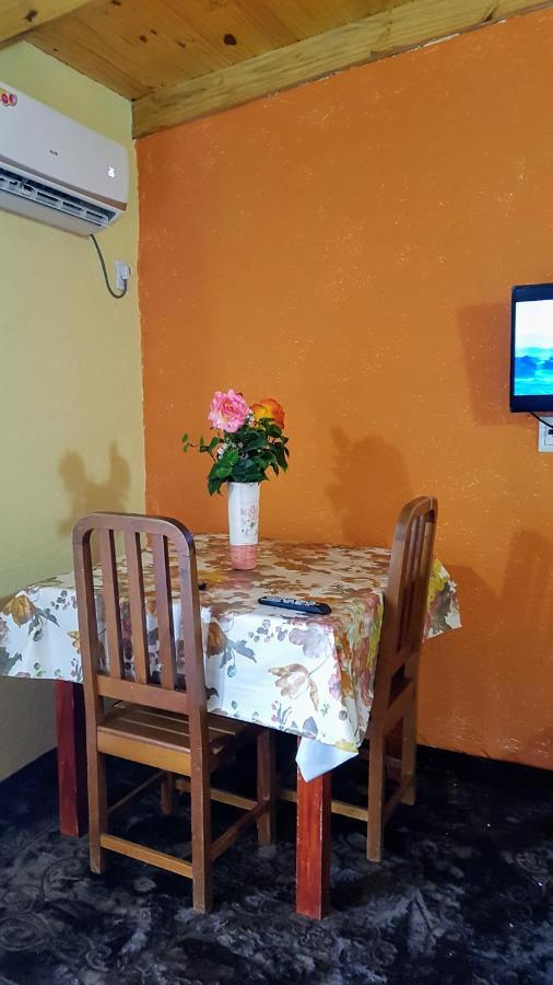 Alojamiento El Jilguero Puerto Iguazú Esterno foto